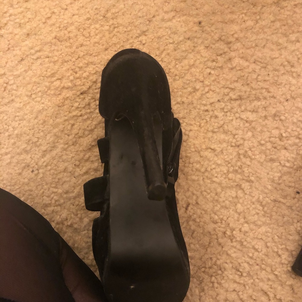 Velvet heels - Picture 4 of 4